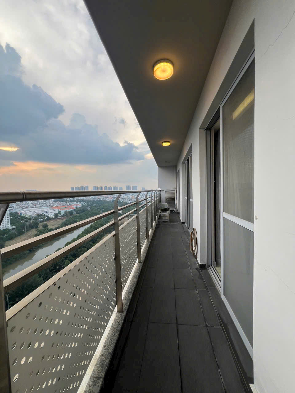 z6736141661301_3e2a4ac85811257c4576f4152eca1370