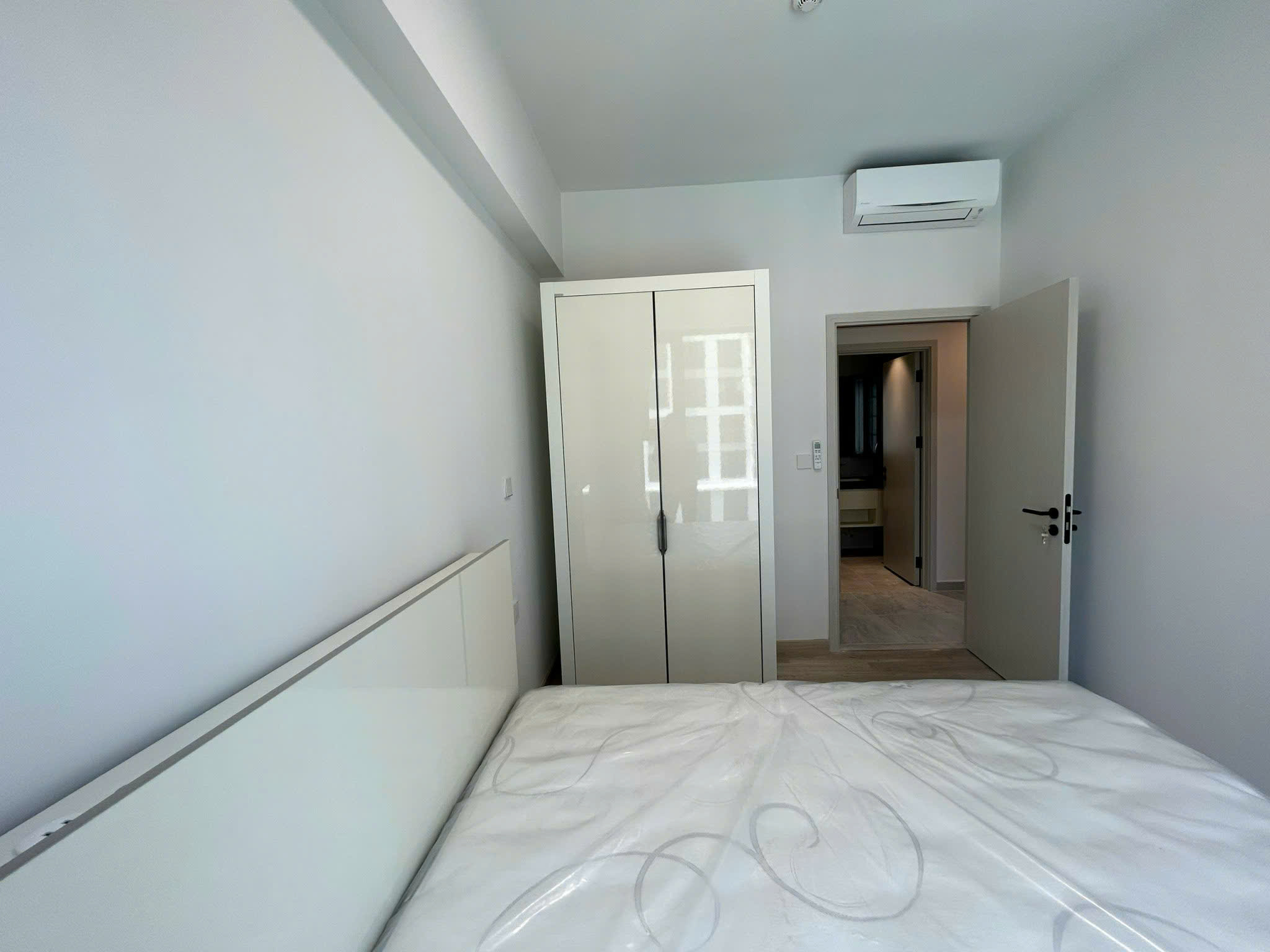 z6737449117743_86f14a207b3c6377aecfaf6ca1c9987d