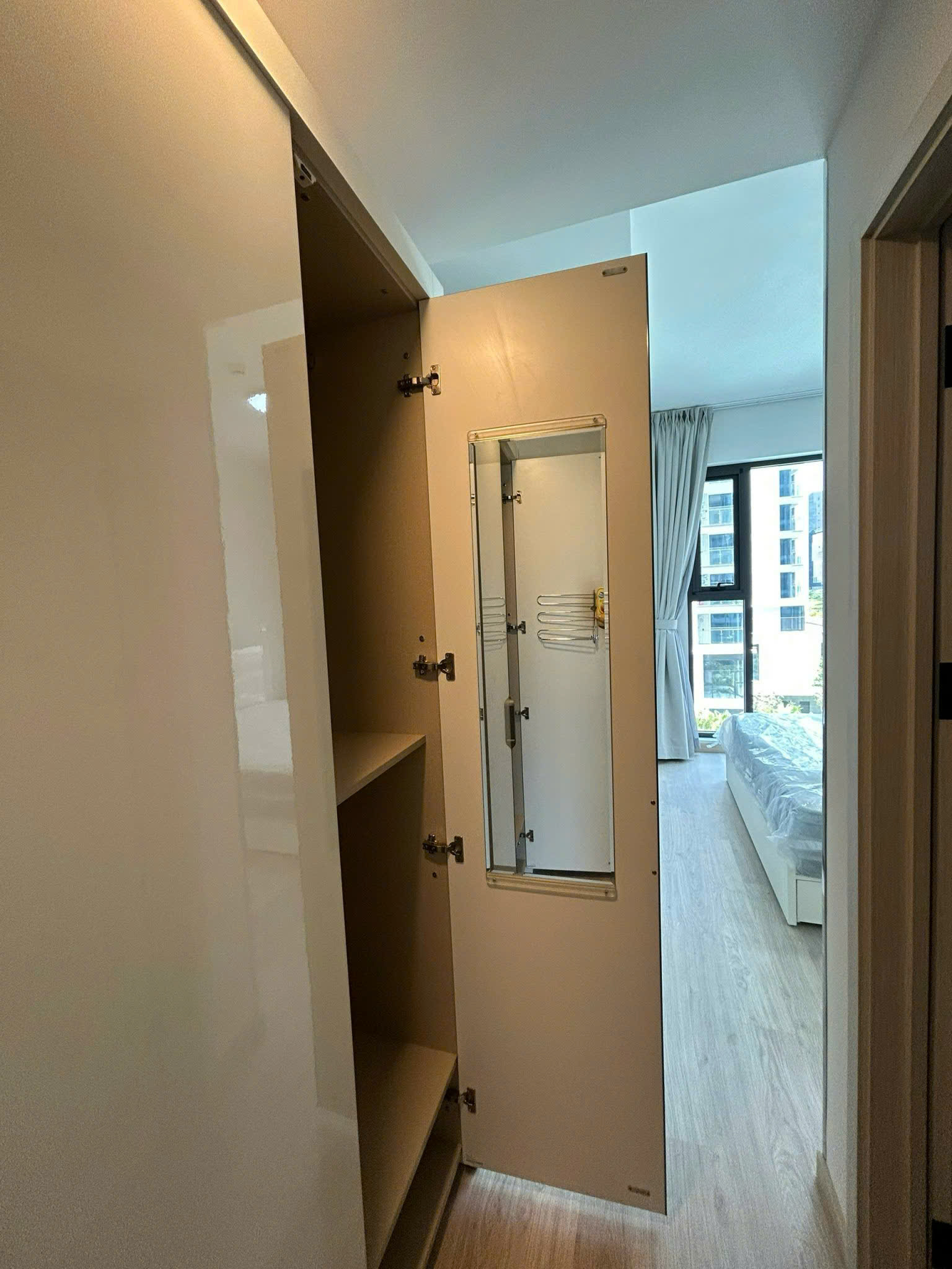 z6737449201868_ce674c956931deb81945273f14b1e9fe