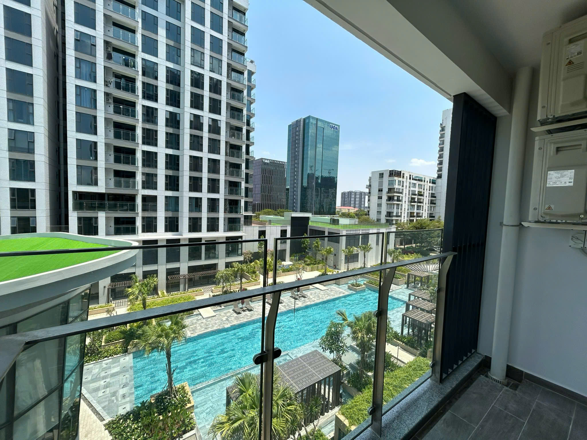 z6737449214102_305269f2c6ff039478f09d4070cba415