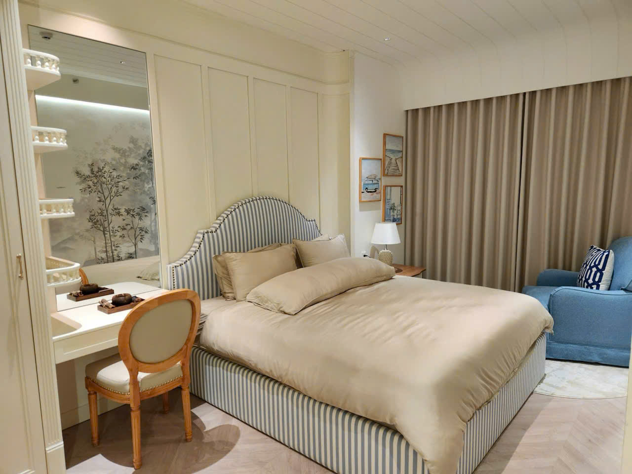 z6763192921435_f11d28b94f1490143114e0ae0714f826