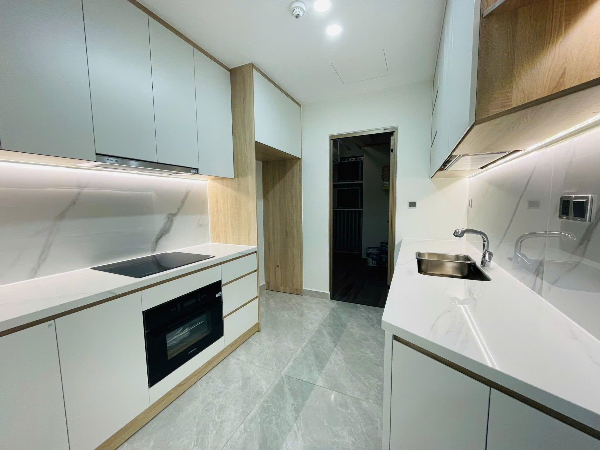 z6763195036062_72face1fda3f461f3ad83cb6dced8926