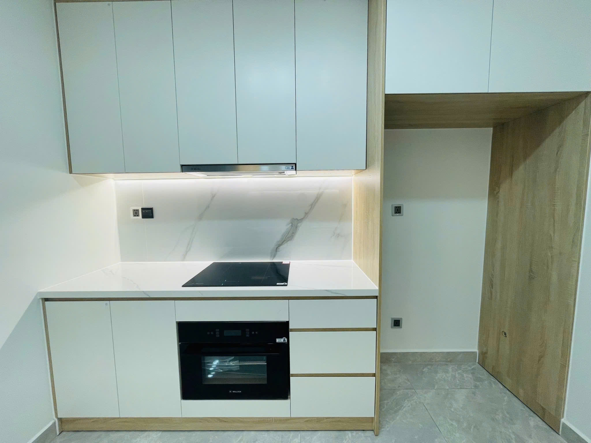 z6763195089928_27b45b81b269479553483b849f270b27