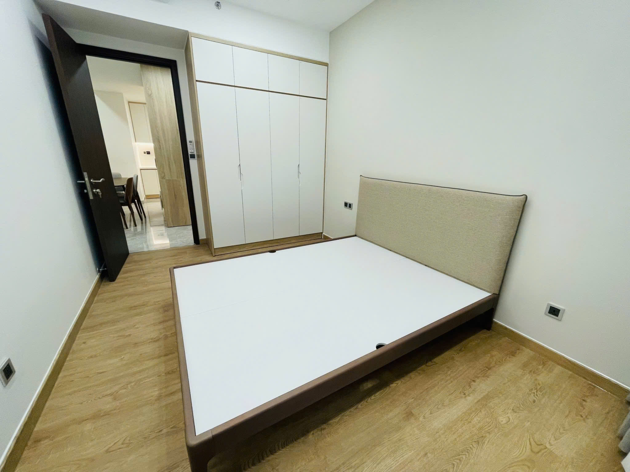 z6763195102051_5dd2e19c8055a49f491fdc010da7c4d6