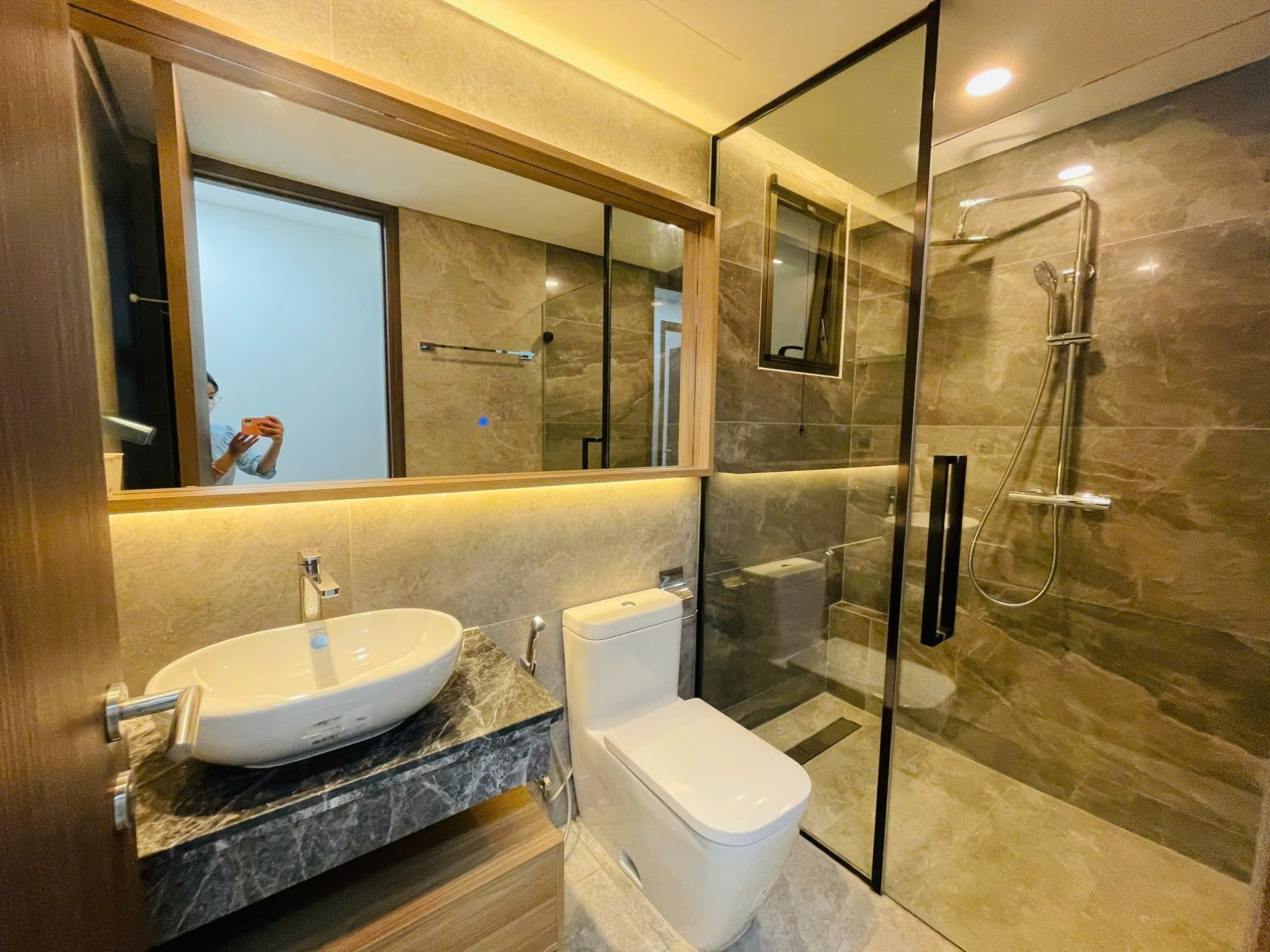 z6763195121721_c0acfbac71efa93a71ad2b1481ef4de5