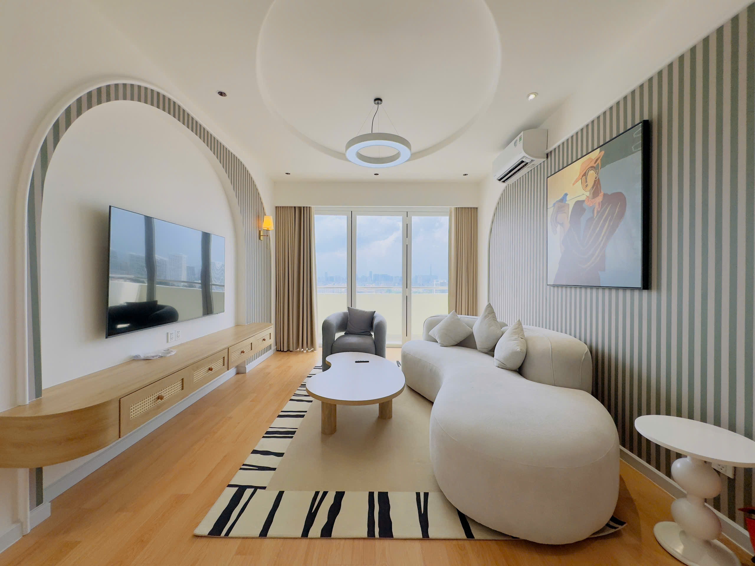 z6905756786281_3816912a9ebb63e33d7925885fc4f22b