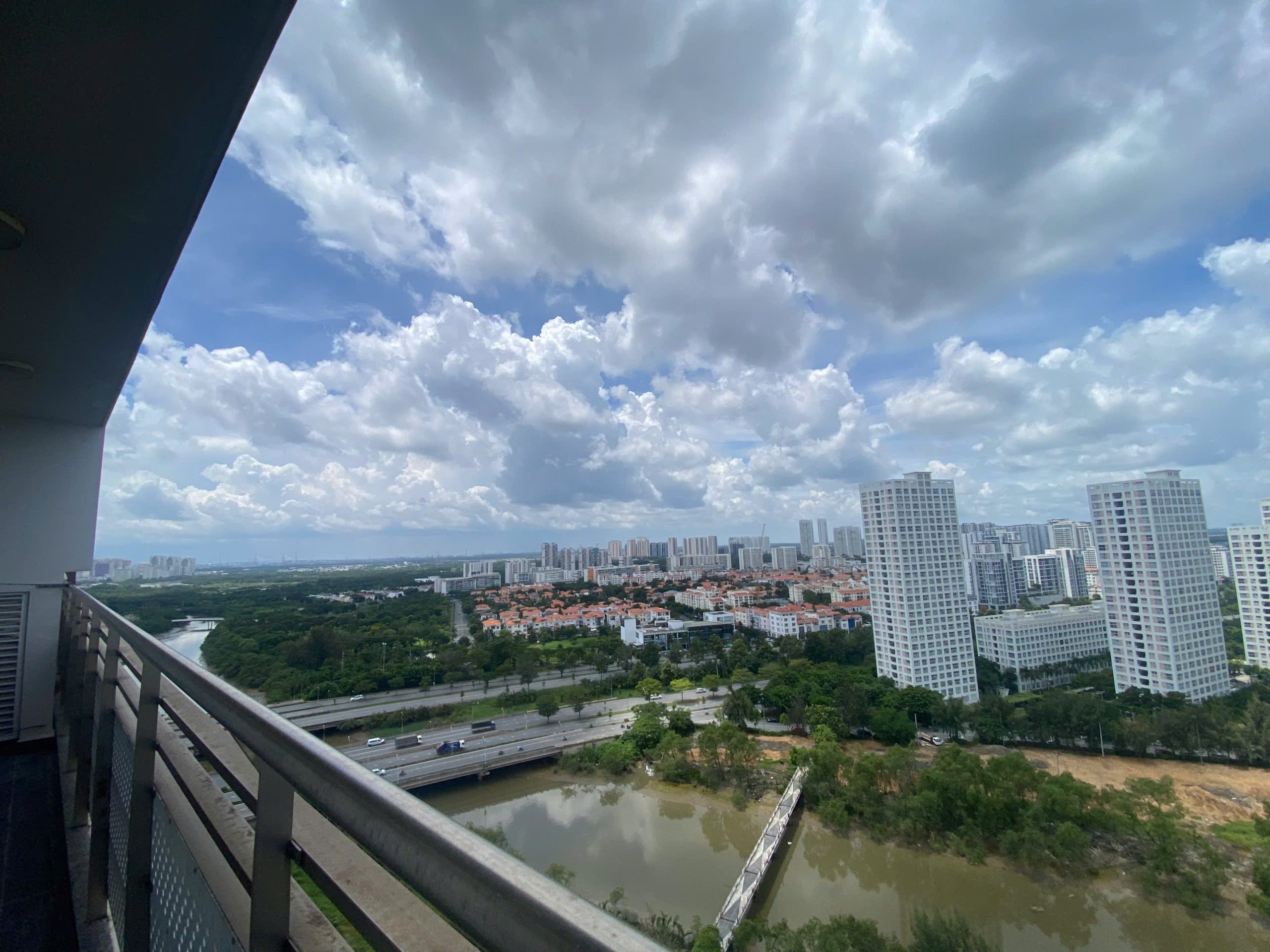 z6949920189826_2f25578ce691d121823dbf3b17484ffa