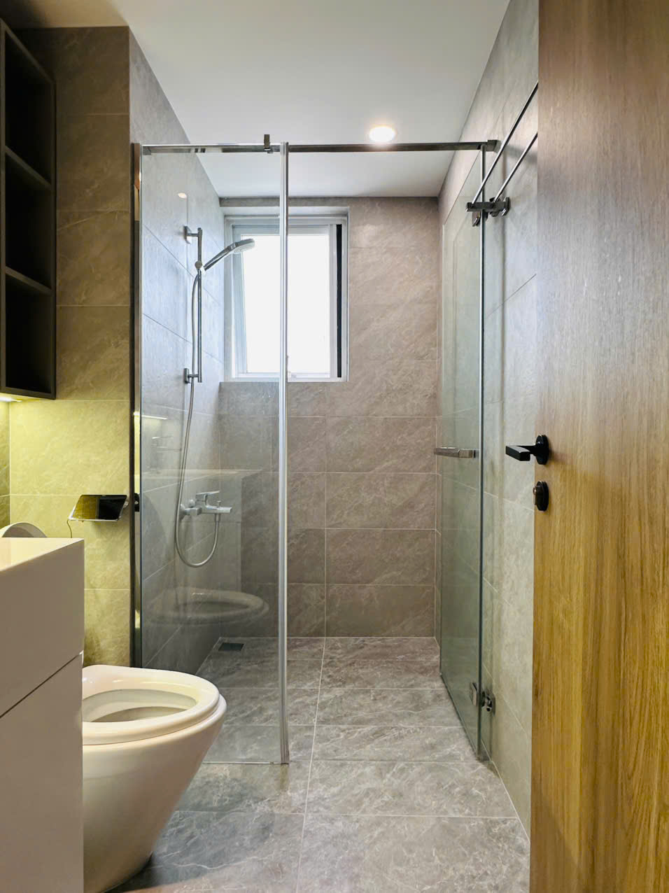 z6959934212018_3a07711ee6b5706eafb7095f0bdd0041