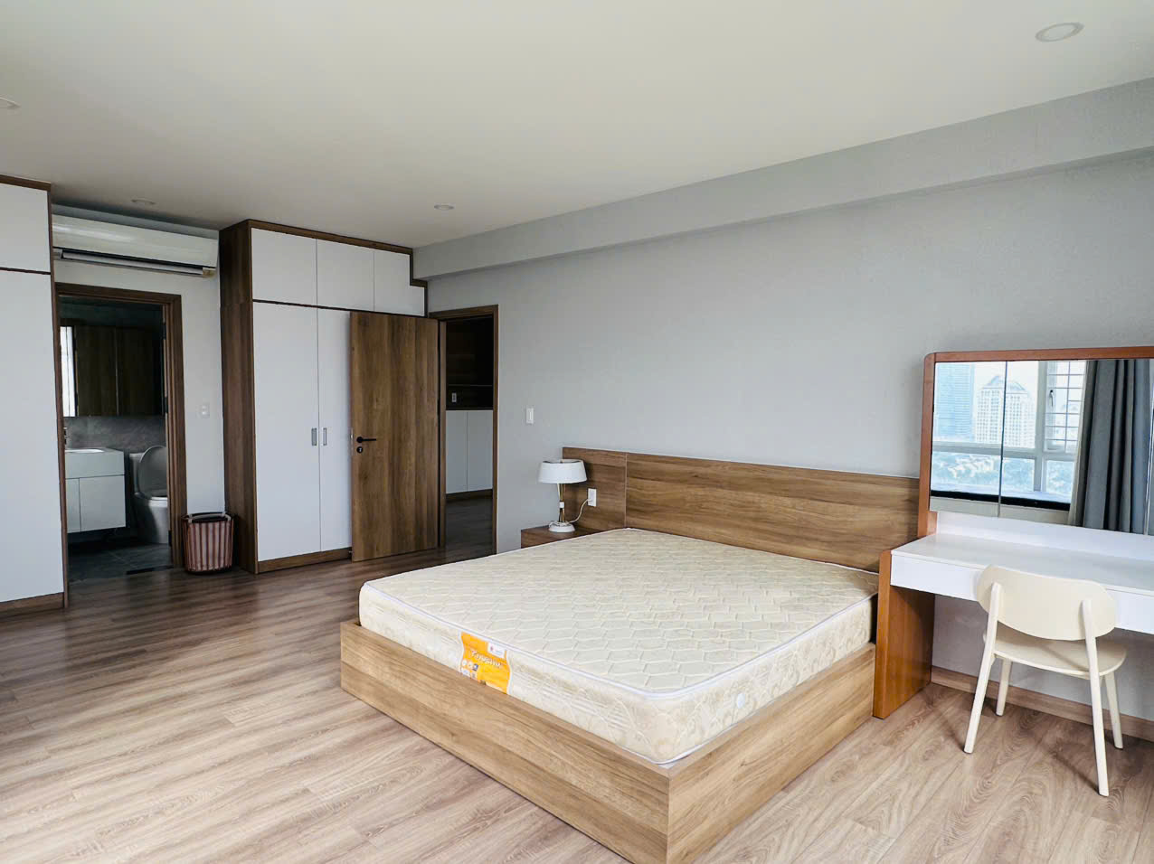 z6959934246071_6ba0a32b1c50050d18e665b1a915b874