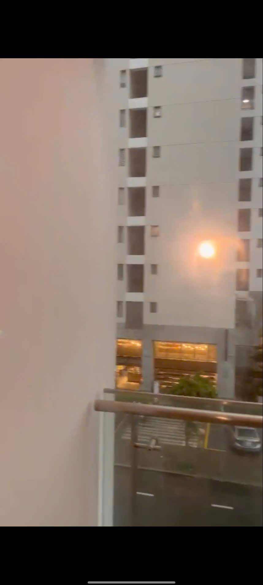 z6989015022854_f69bfb0b56915e64e4b2ca86ccc573a9