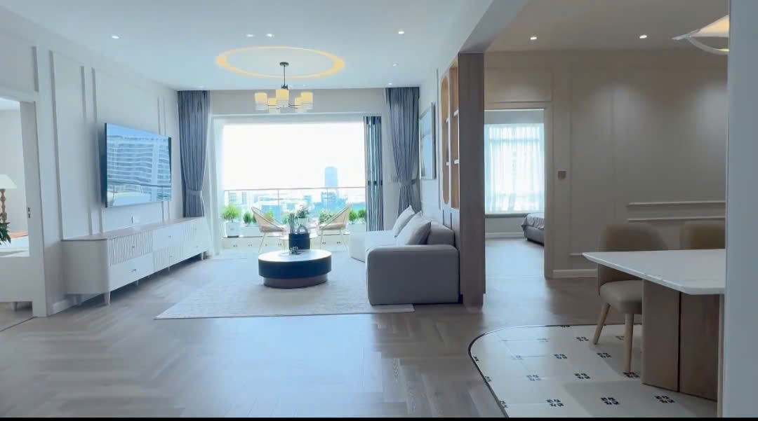 z7059718911925_3ca386b28e5816920103ea803880589f