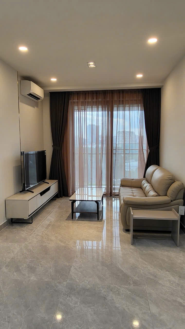 z7285451004324_21a20f5e75fd40be8ce9d44eda045395