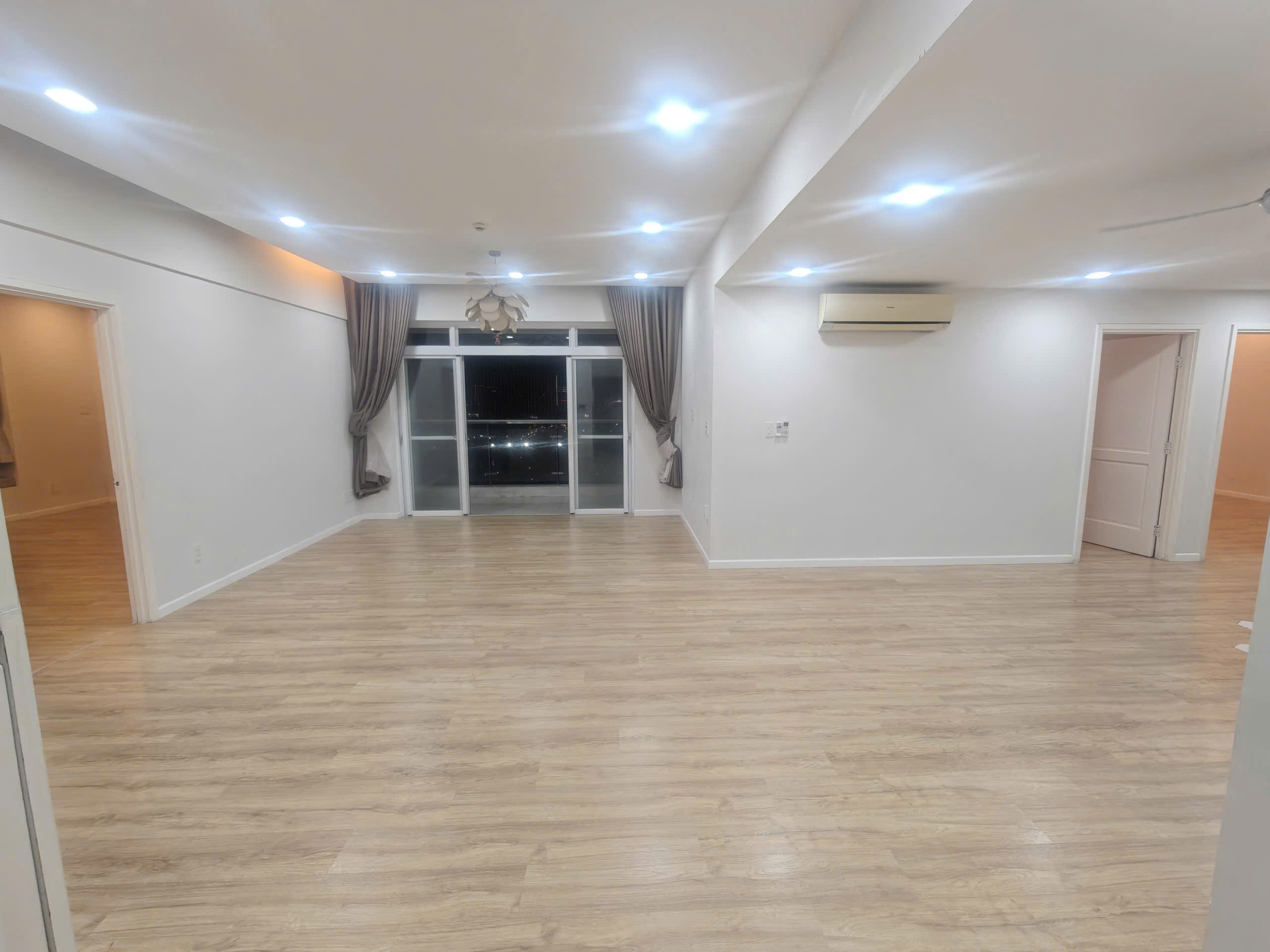 z7307984840471_31e40b654aa9723404d2f630bfcb3eff