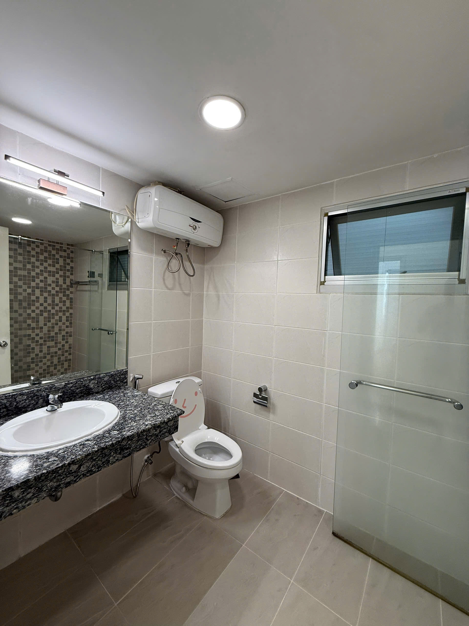 z7339968809619_360da6ddd4152eaa65053853292a47da