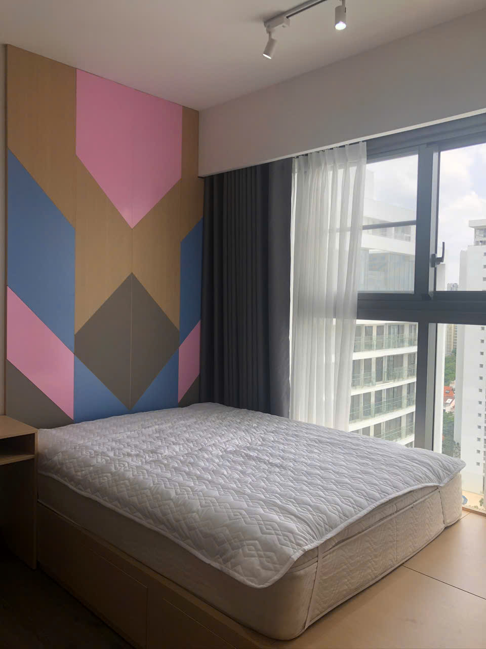 z7376129228781_25241ec84313654daca1e79248e62182