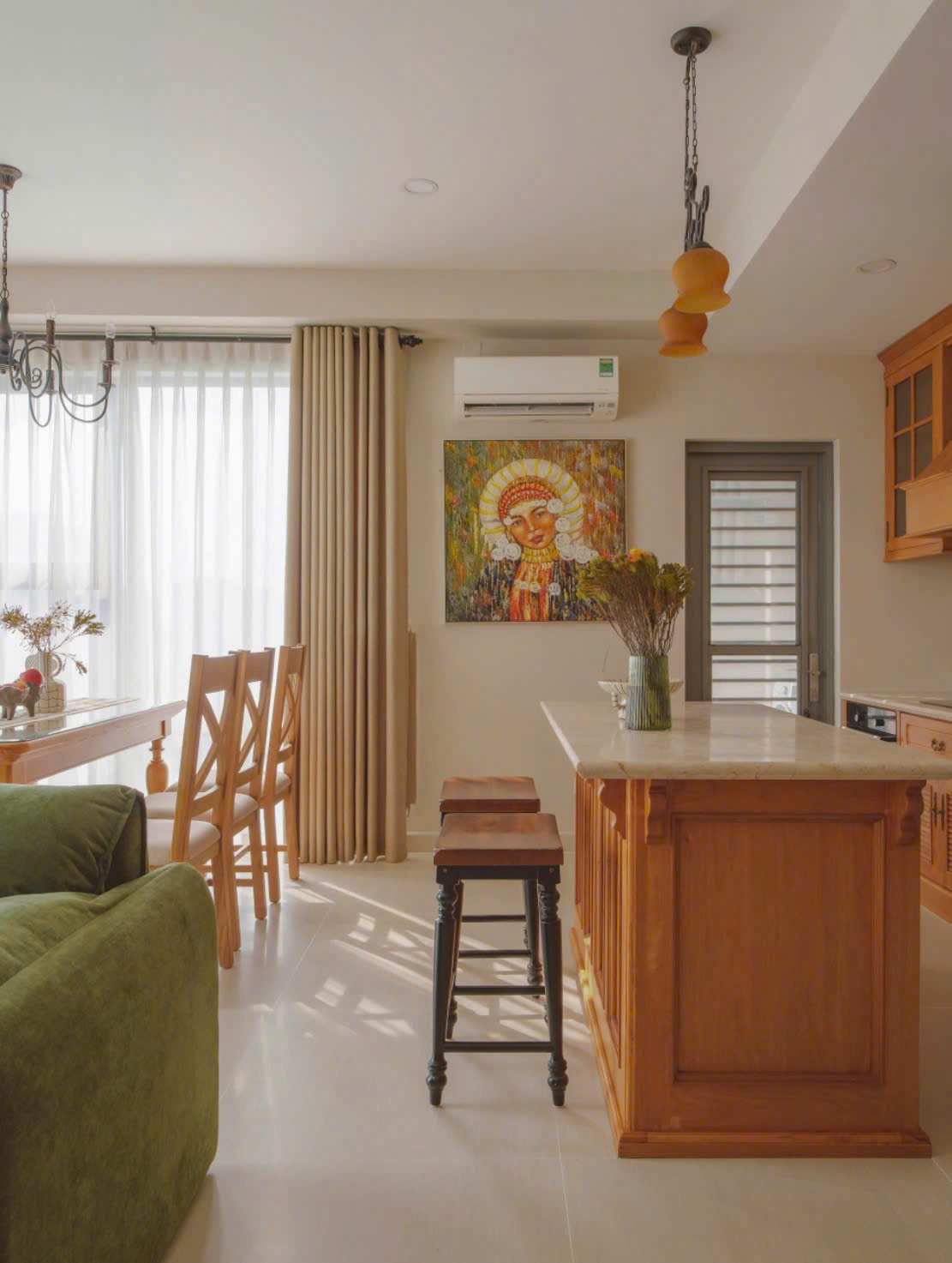 z7458899906062_4f5b1ca11a1418680642c149987bad16