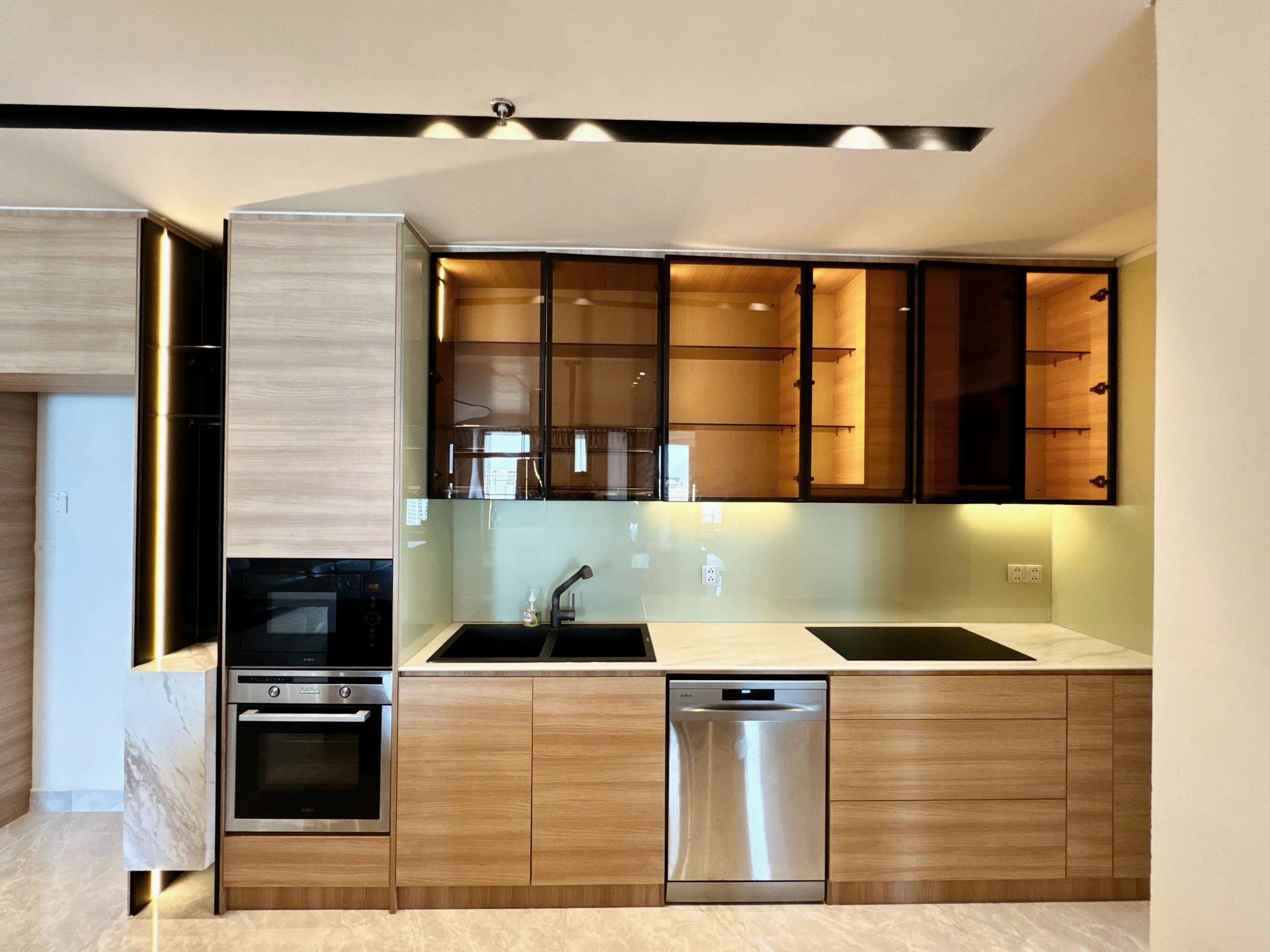 z7573207799623_d5001826da268447d3a6937e80d788bc